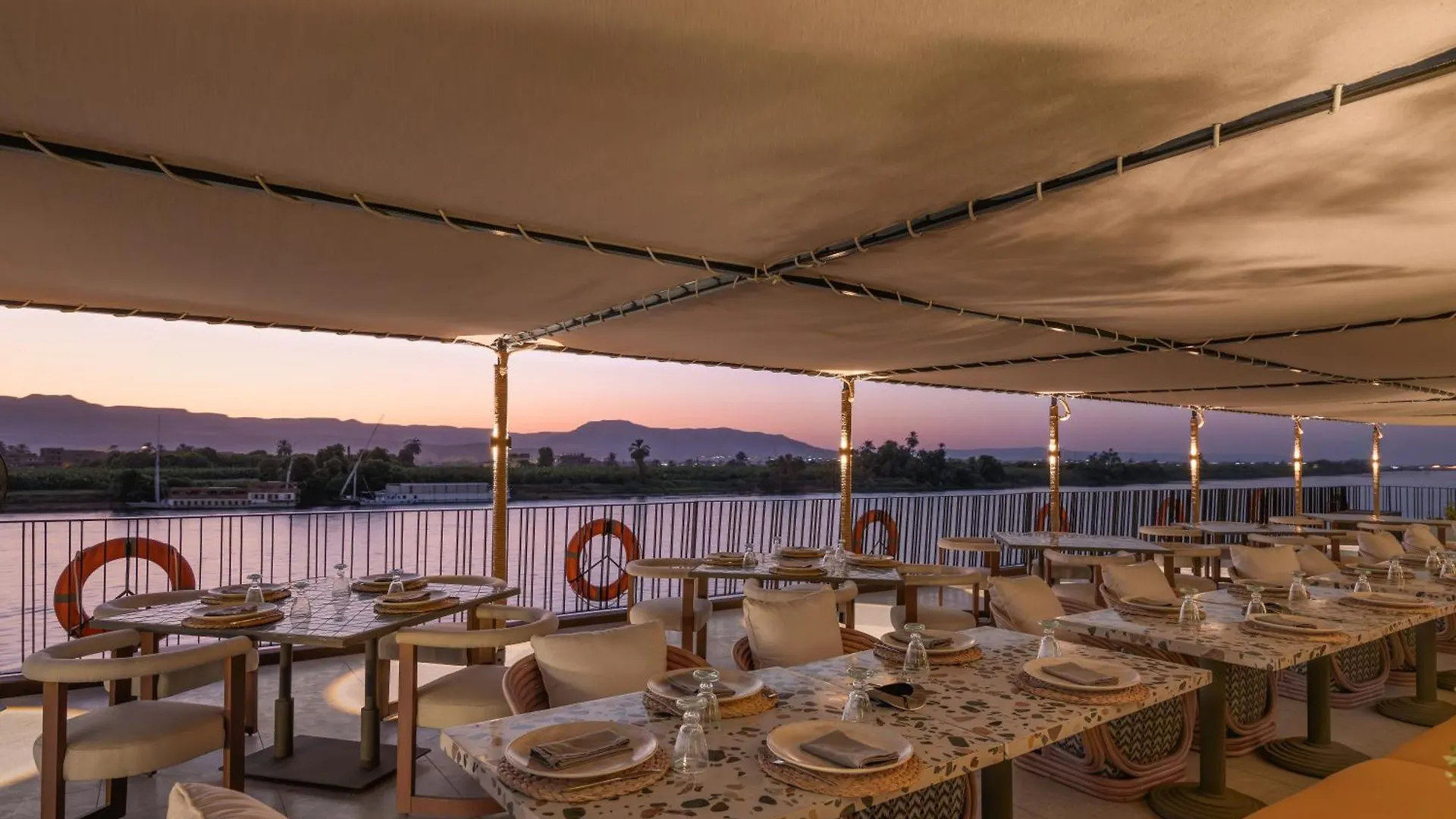 Soleil Nile Cruise - Every Monday From Luxor For 4 & 7 Nights, And Every Friday From Aswan For 3 & 7 Nights 호텔